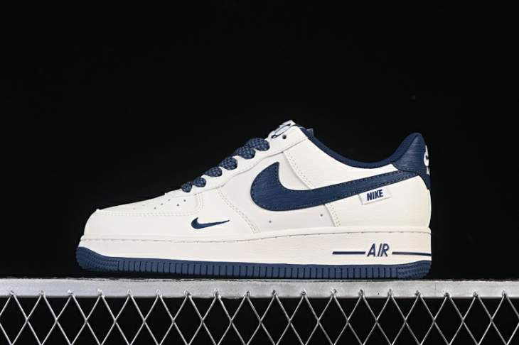 Picture of Air Force 1 _SKUfw21691774578647024fw